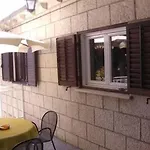 Kusalo Gostinjska kuća 3*