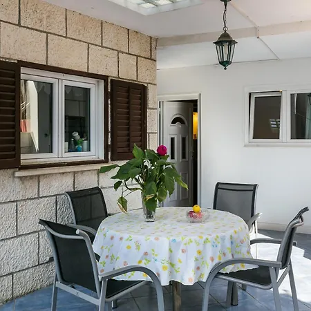 Guest house Kusalo
