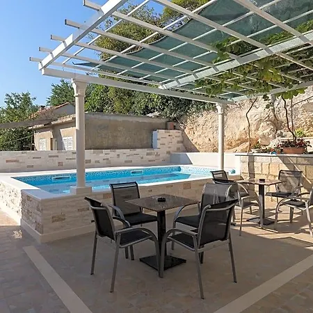 Kusalo 3* Dubrovnik
