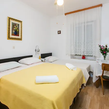 Kusalo דוברובניק